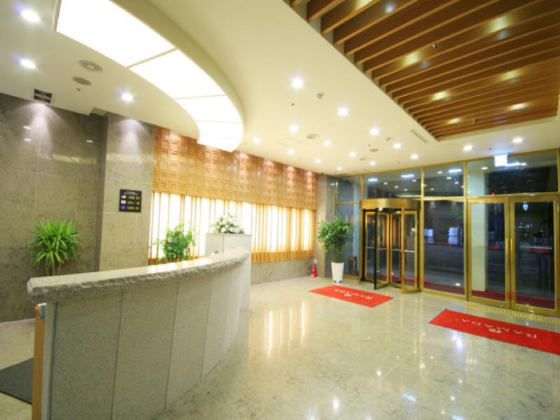 Ramada By Wyndham Dongdaemun 3*