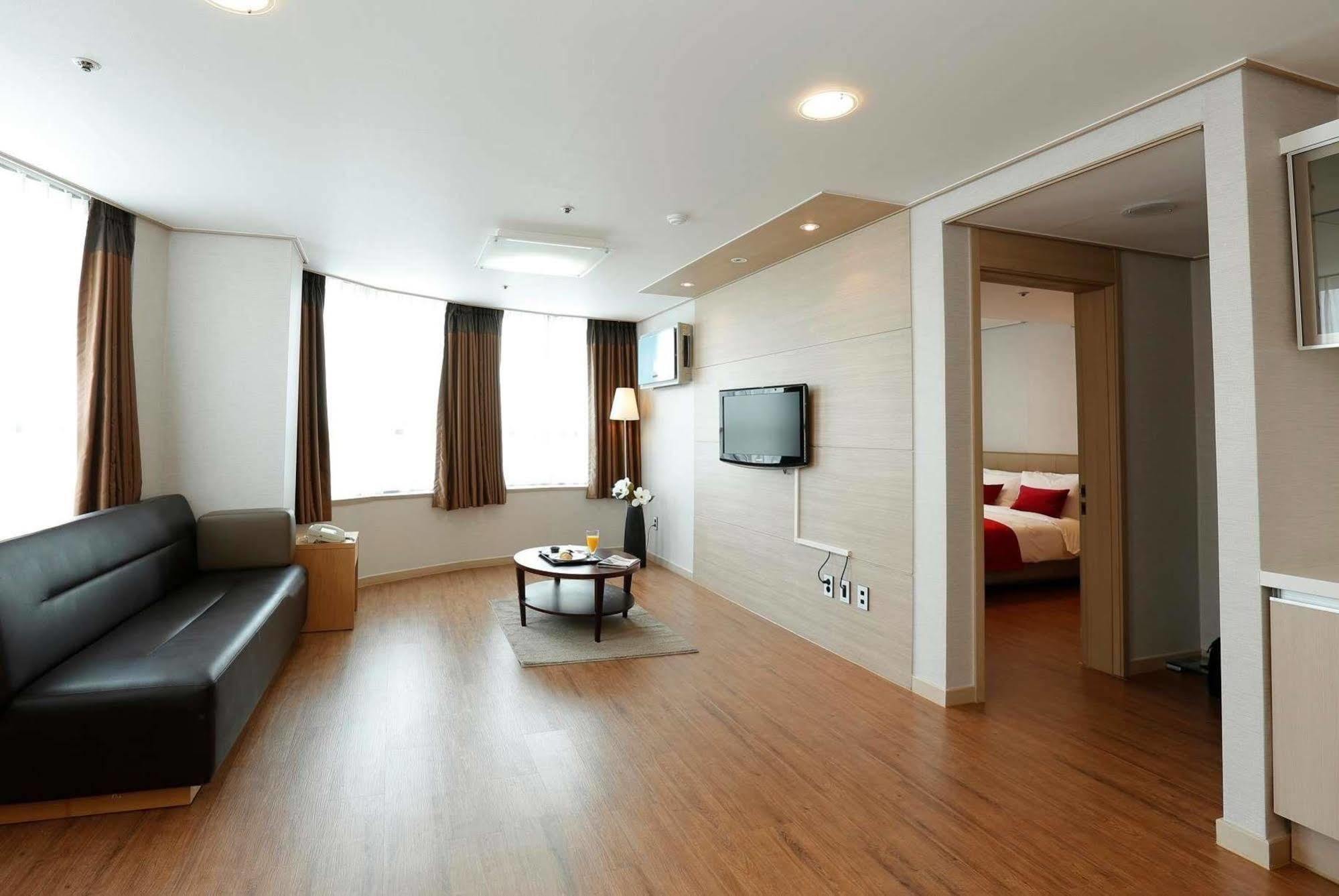 Ramada By Wyndham Dongdaemun Seoul